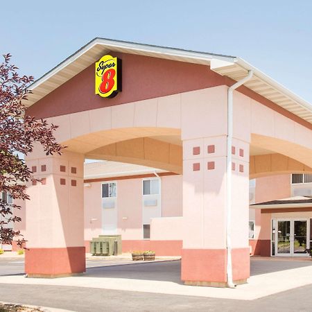 Super 8 By Wyndham Iola Ks Hotell Eksteriør bilde