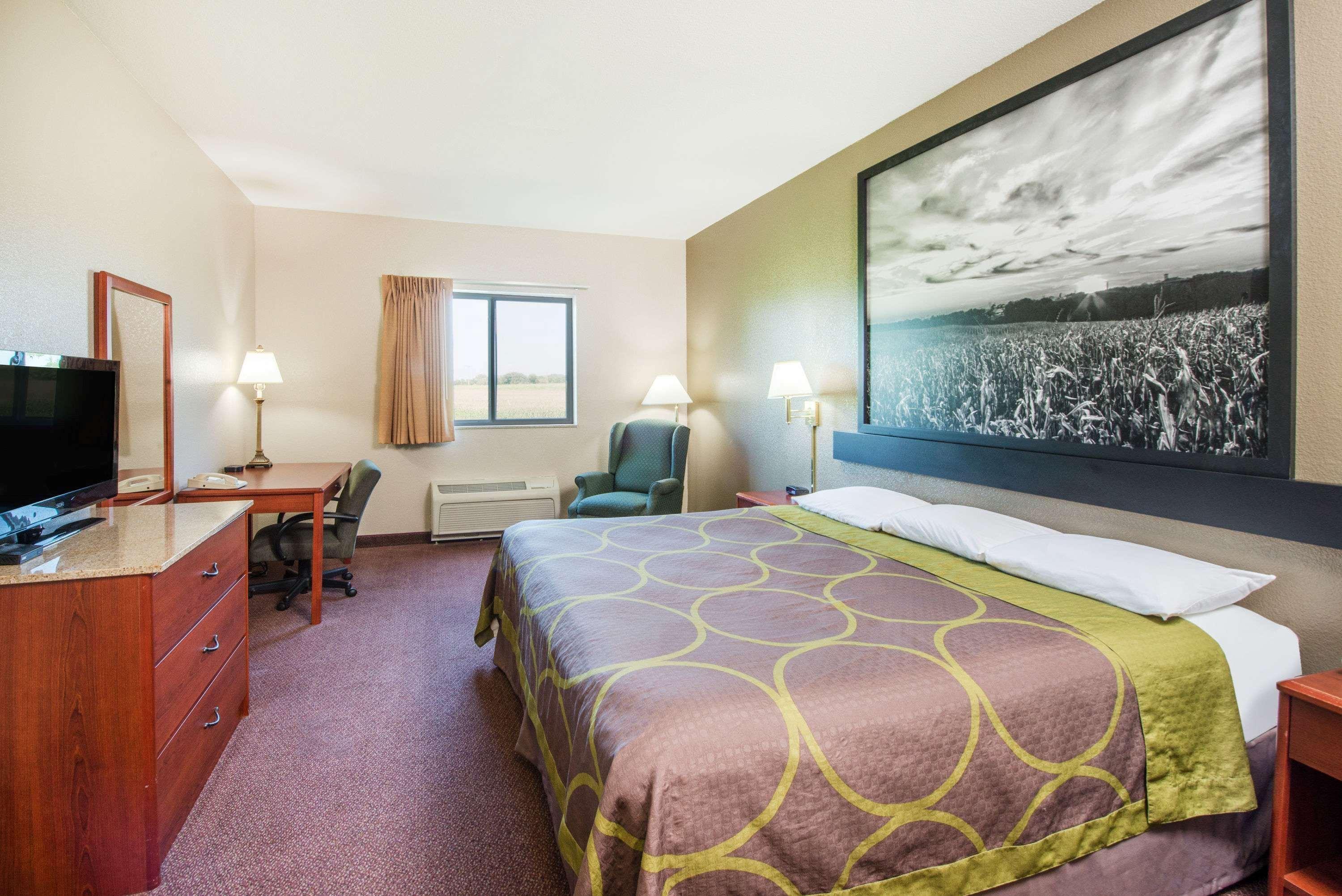 Super 8 By Wyndham Iola Ks Hotell Eksteriør bilde