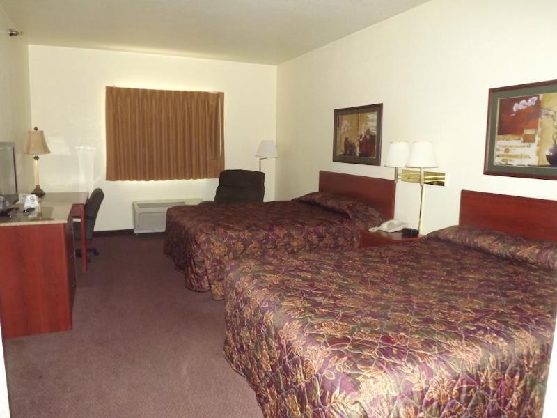 Super 8 By Wyndham Iola Ks Hotell Eksteriør bilde